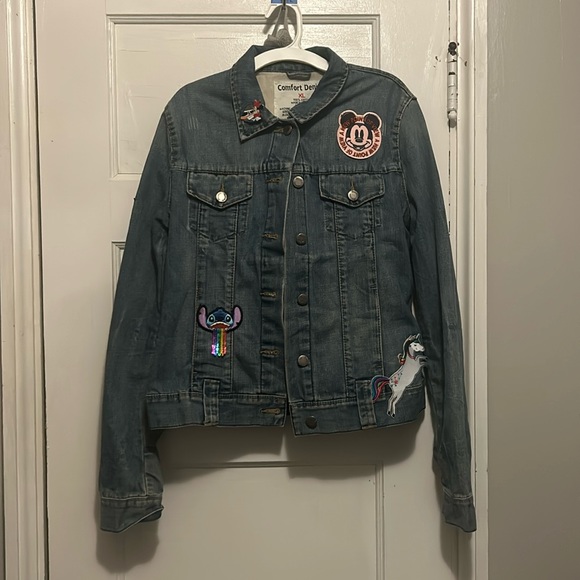 DISNEY DIY PATCHED JEAN JACKET - Picture 1 of 5
